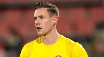 أول تعليق للحارس.. تير شتيجن يكشف تفاصيل خضوعه لعملية جراحية عاجلة